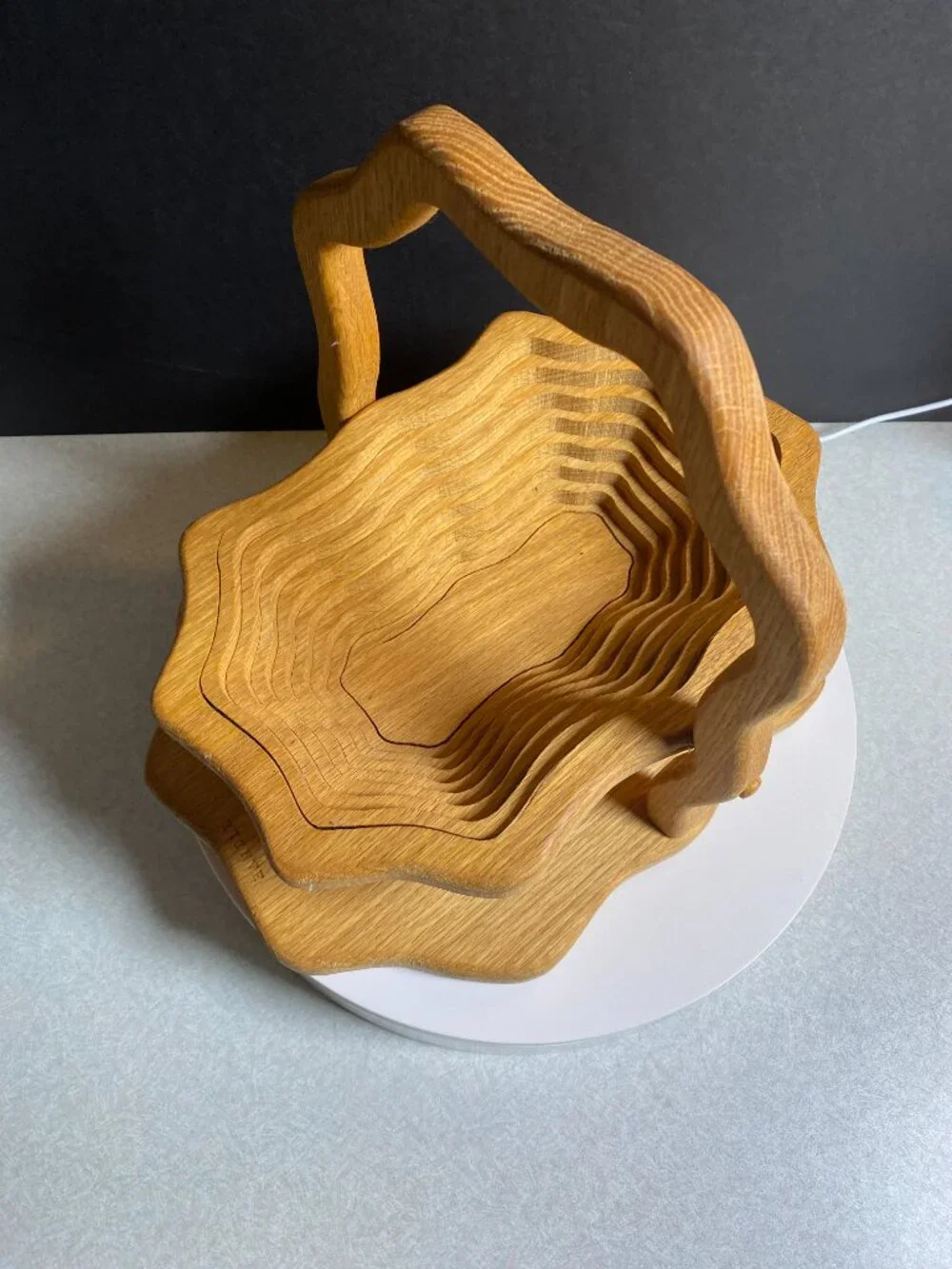 Handcrafted Wood Collapsible Basket Bowl – Sculptural Bentwood Handle, Folk Art